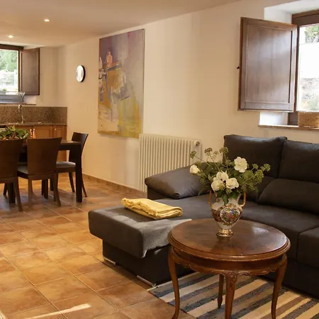 Mas Cal Gira Apartment